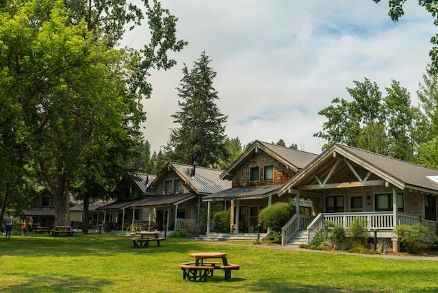 Sun Mountain Lodge