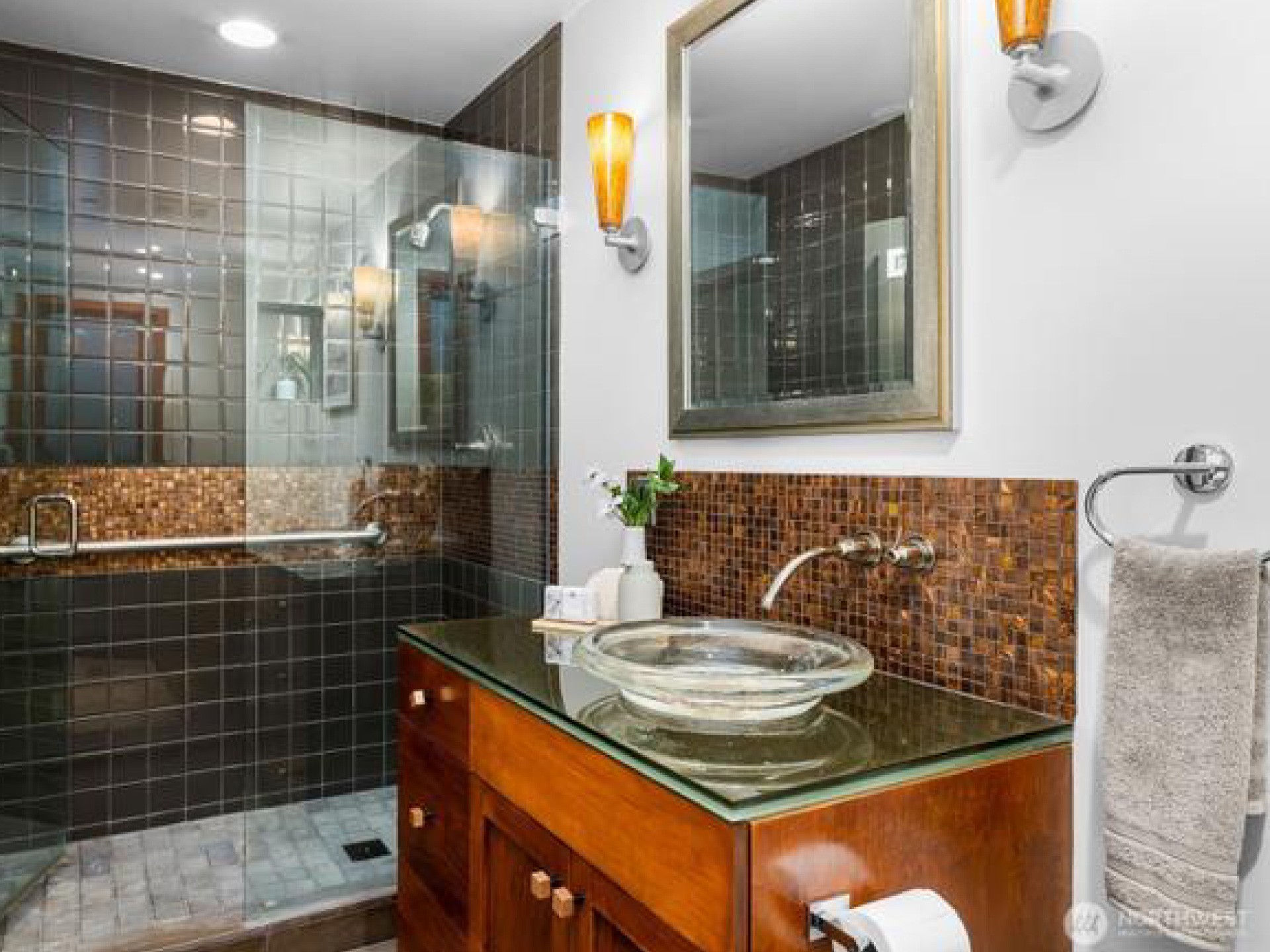 18 Holly Lane 8
