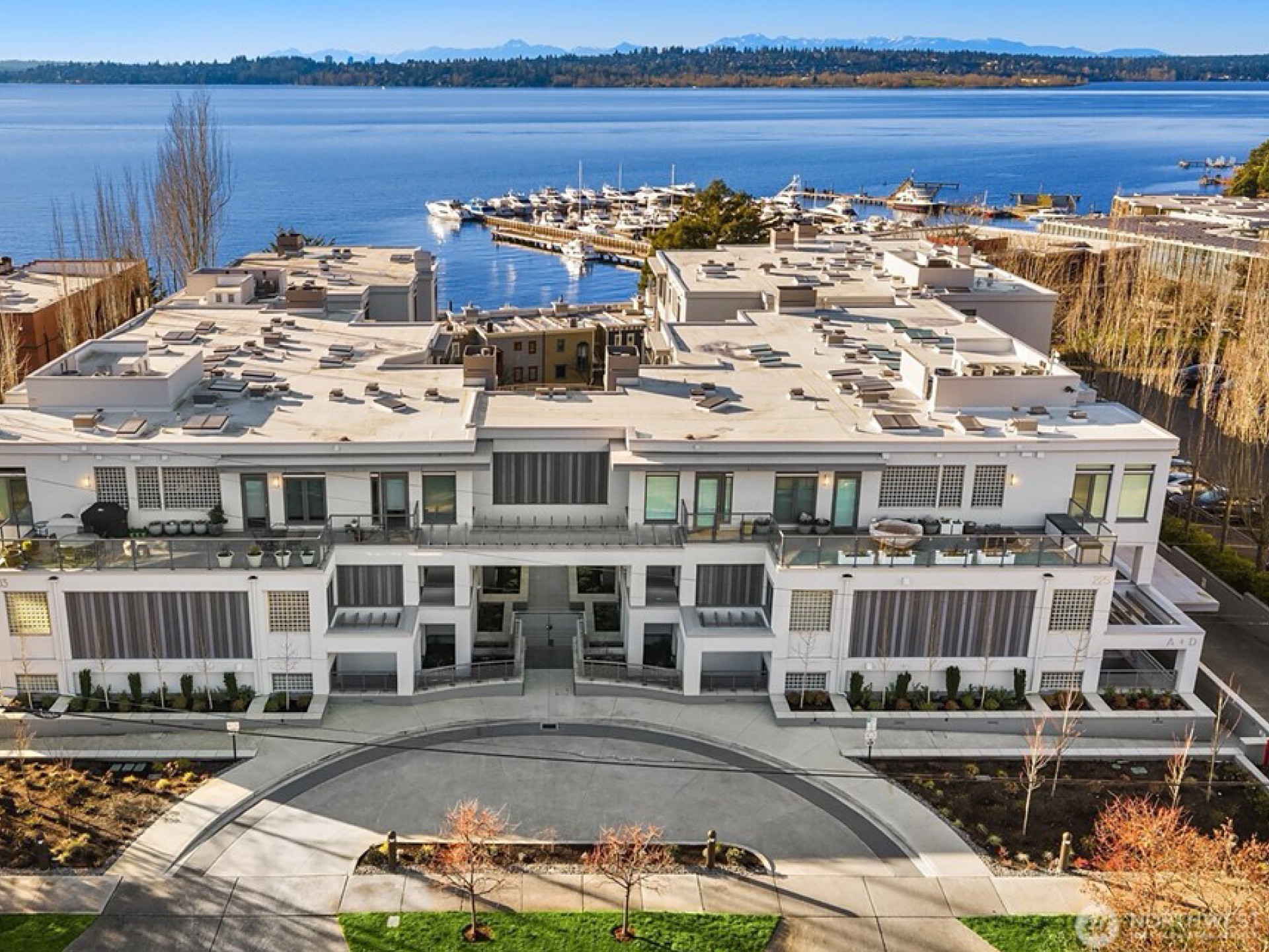 Phenomenal Kirkland Penthouse 3