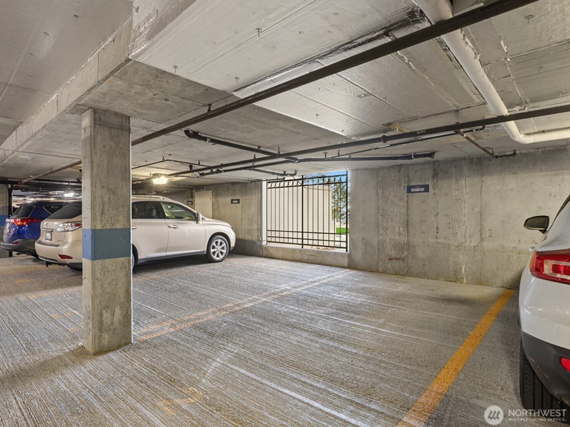 Phenomenal Kirkland Penthouse 9