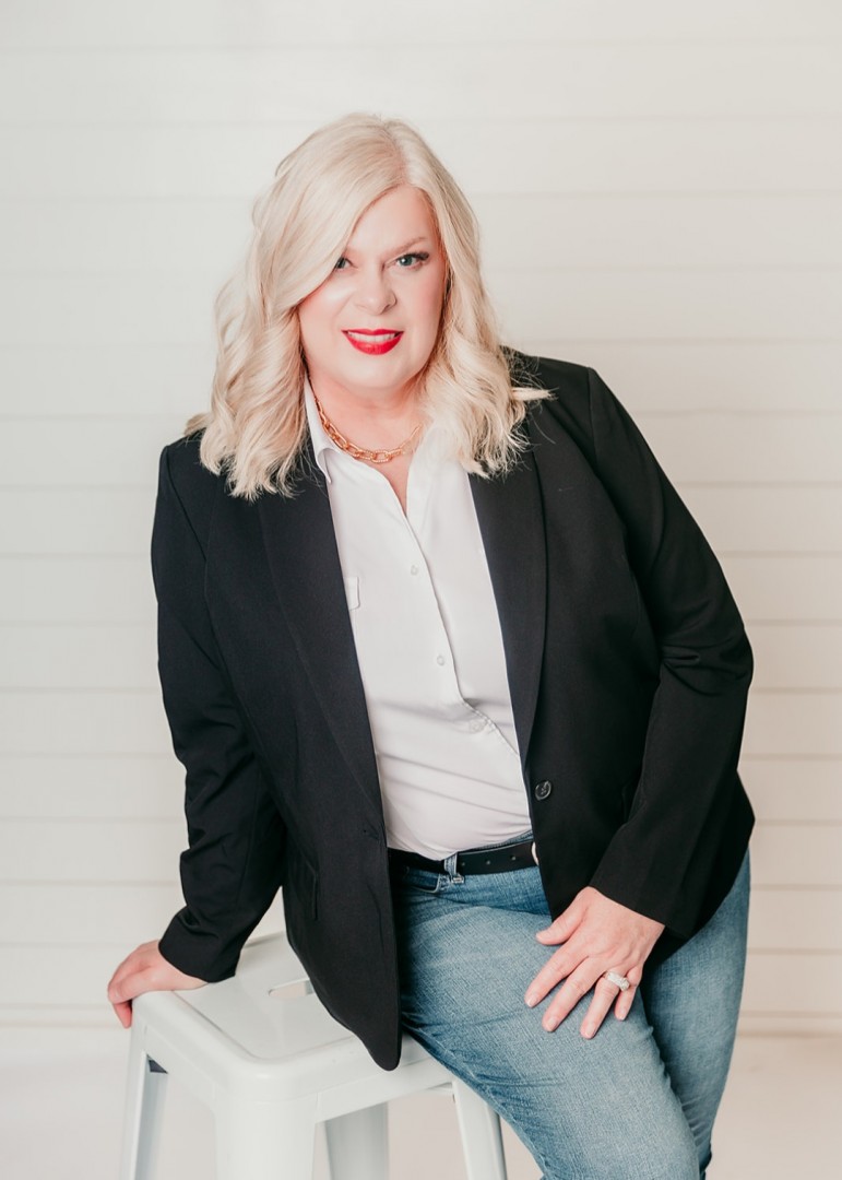 tina-decoux